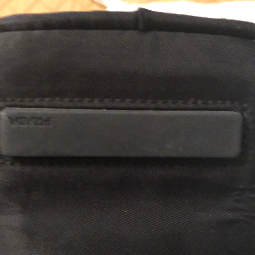 PRADA Tracolla Vela Nero Tote EUC! - Picture 5 of 13
